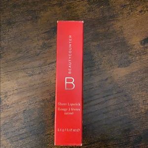 Texas Poppy Red lipstick